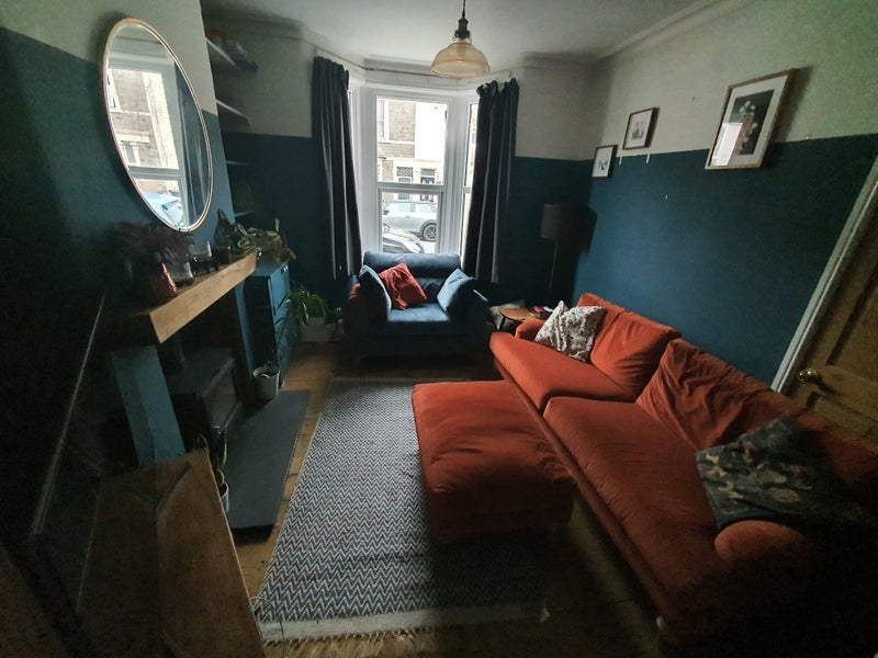 Room Lawn Road in Bristol