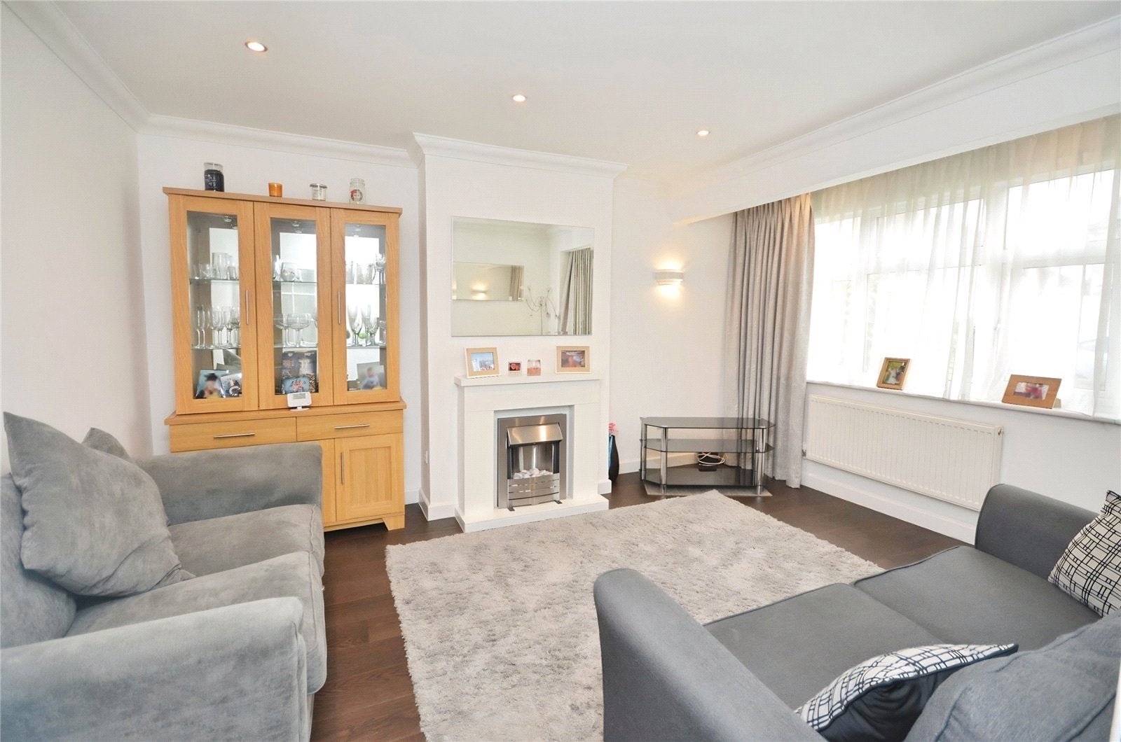 House Windermere Avenue in Greater London