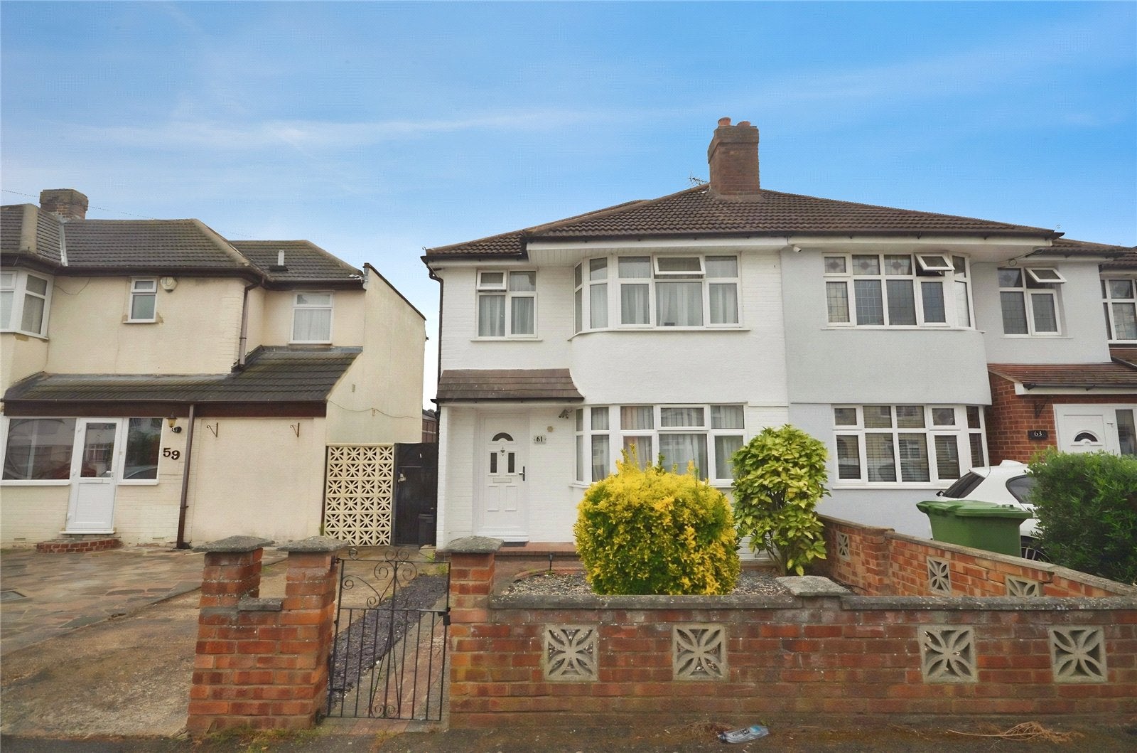 House Windermere Avenue in Greater London