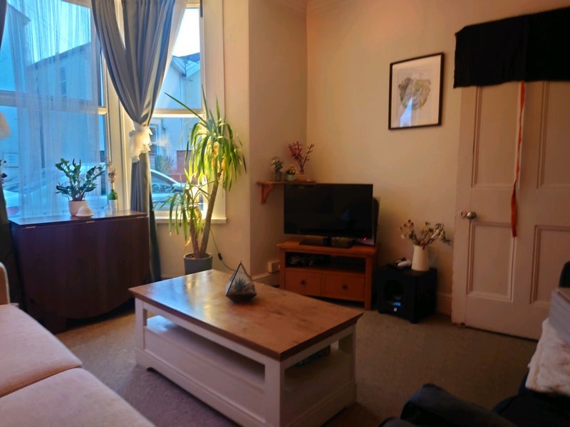 Room Ashley Down Road in Bristol
