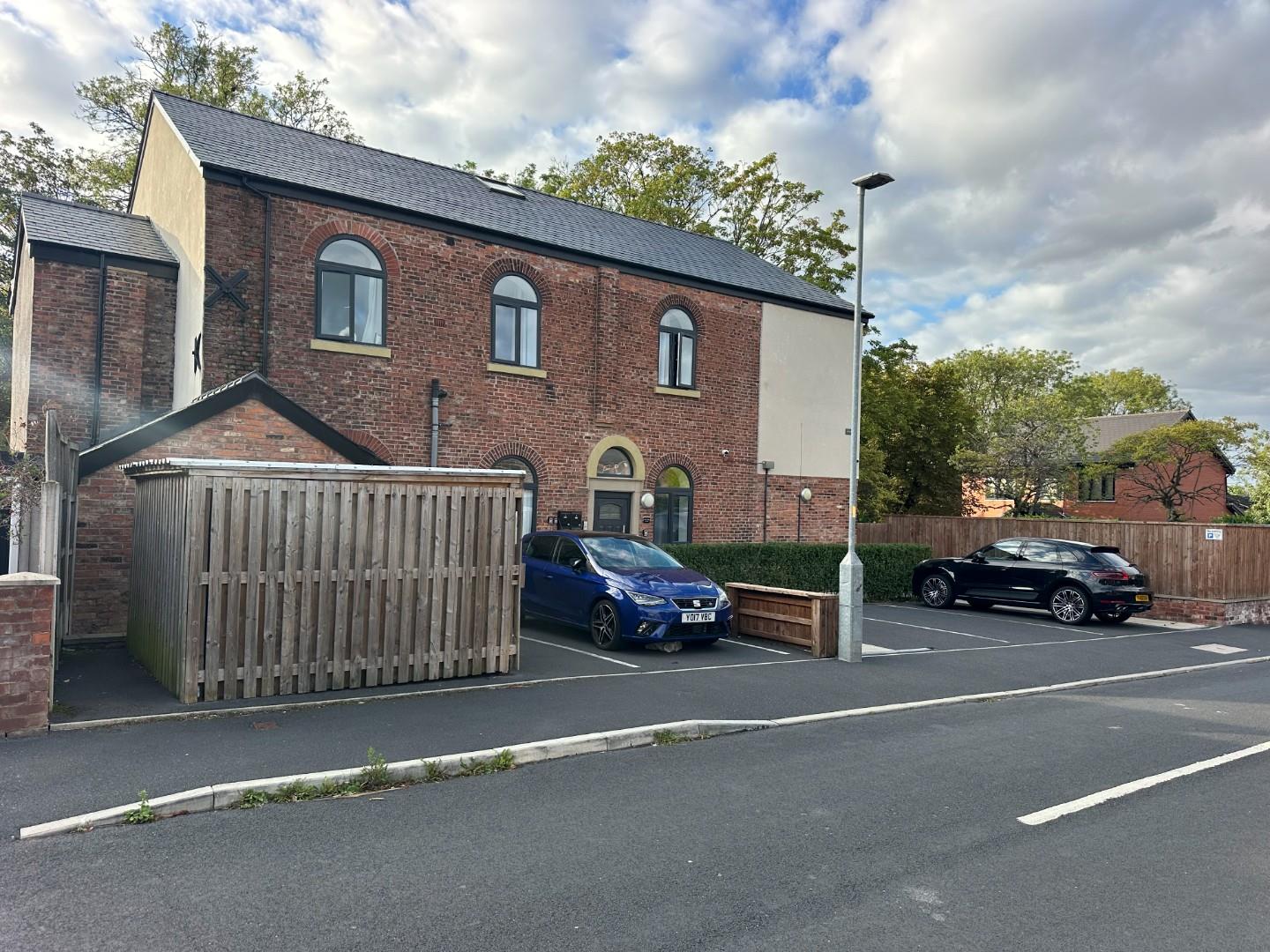 Flat Two Trees Lane in Tameside