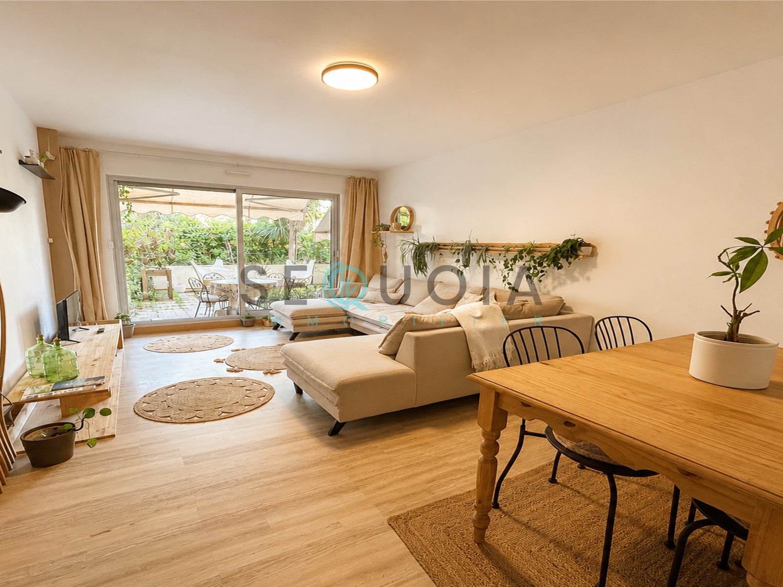 Flat Chemin des Combes in Antibes