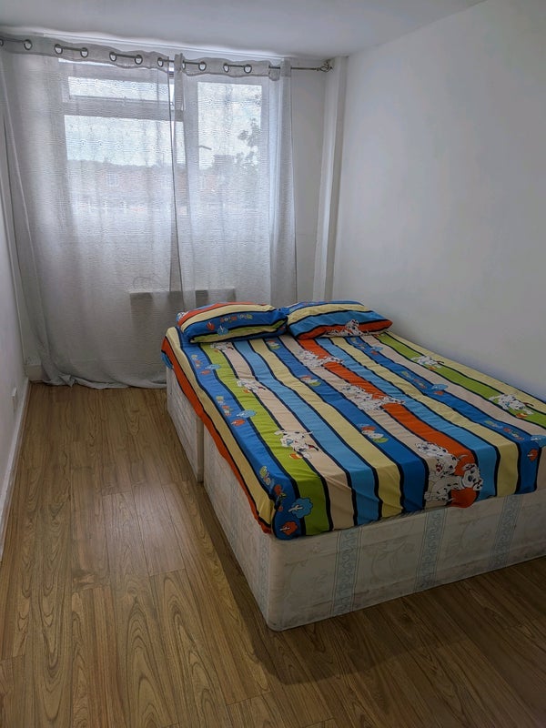 Room Robin Way in Chelmsford