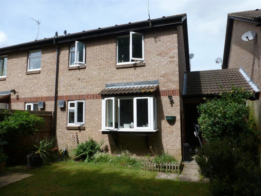 House Bates Close in George Green