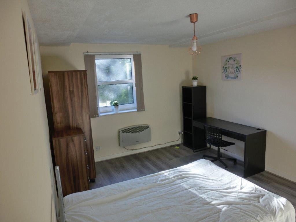 Flat Hathersage Road in Manchester