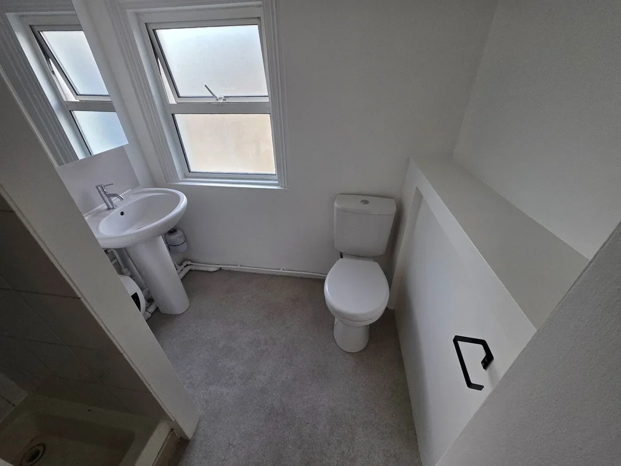 Room Bracewell Road in Greater London