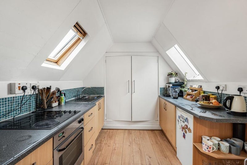 Flat Lavington Road in Greater London