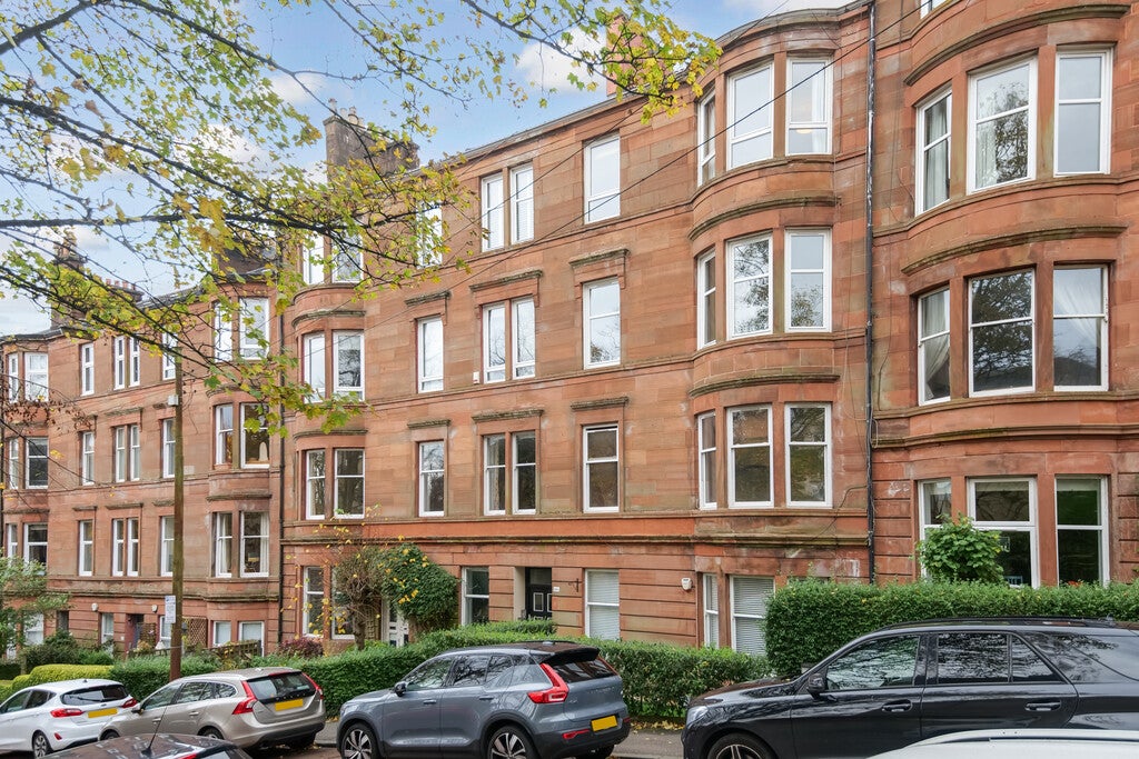 Flat Fergus Drive in Glasgow