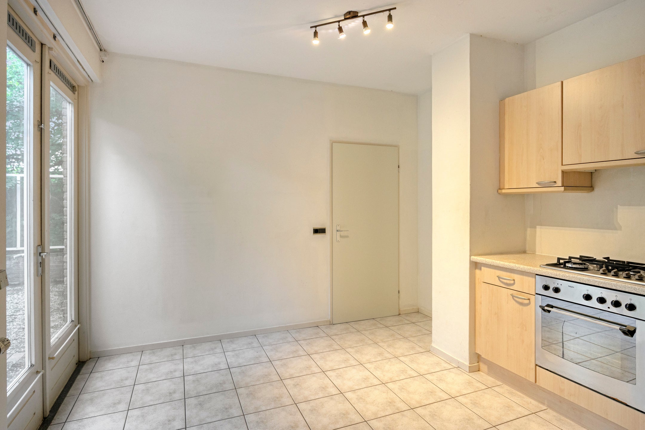 Twee-onder-één-kap te koop: Orionstraat 28, Eindhoven