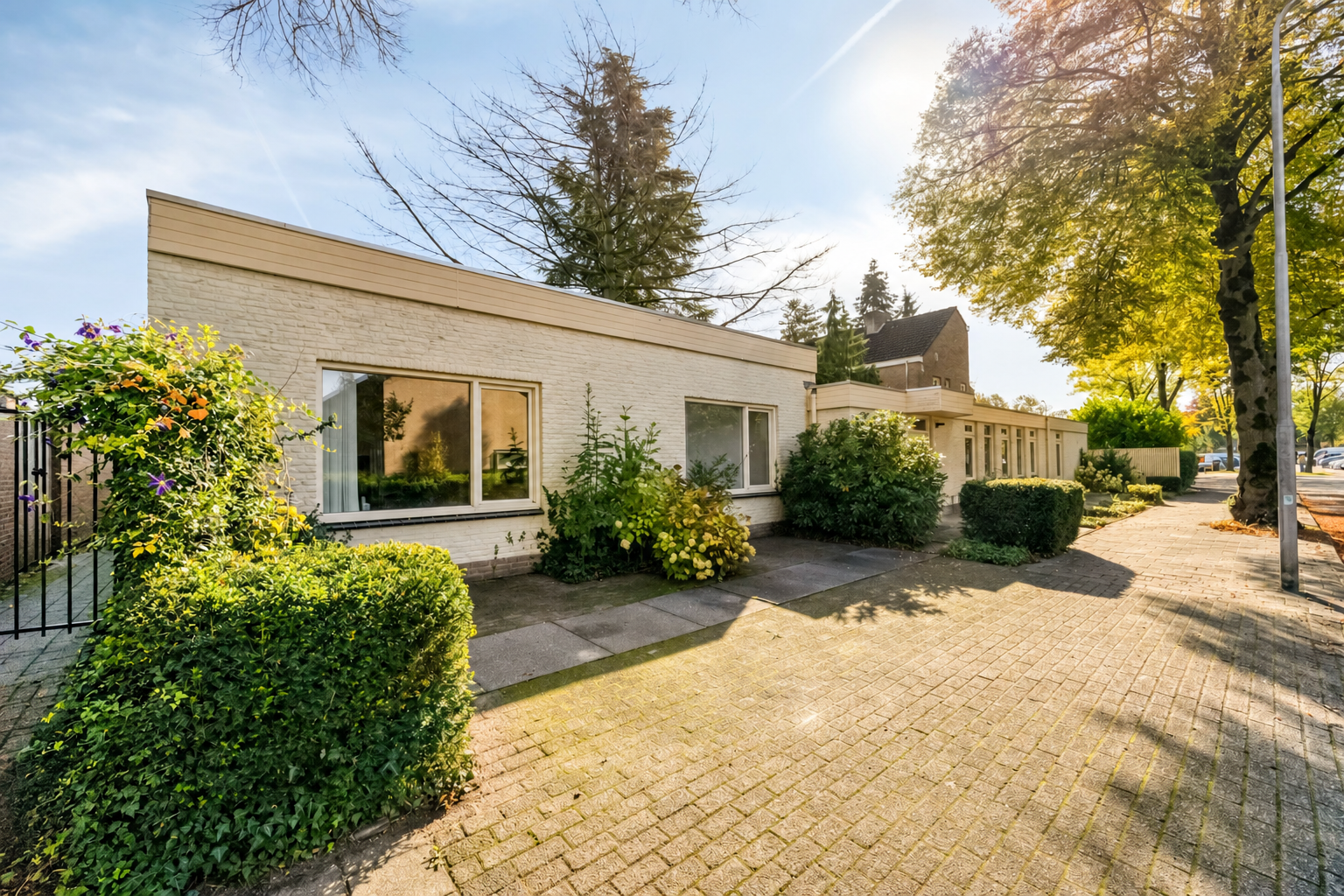 Twee-onder-één-kap te koop: Orionstraat 28, Eindhoven