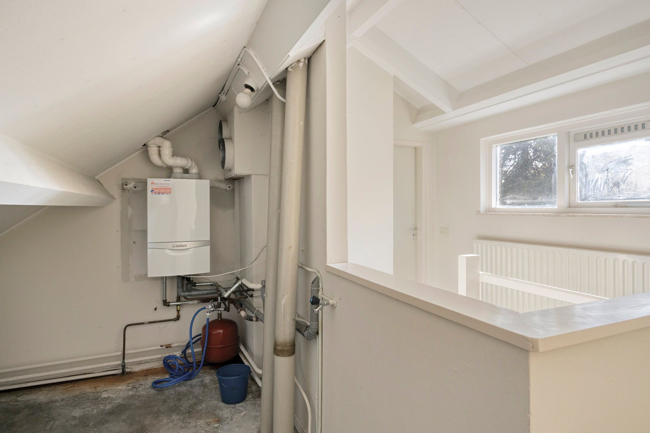 Twee-onder-één-kap te koop: Orionstraat 28, Eindhoven