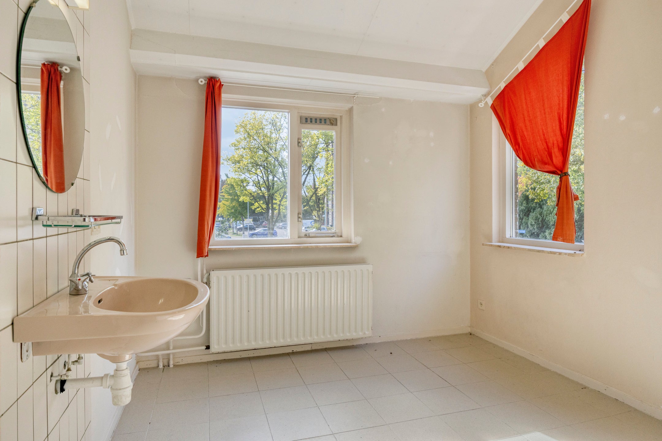Twee-onder-één-kap te koop: Orionstraat 28, Eindhoven