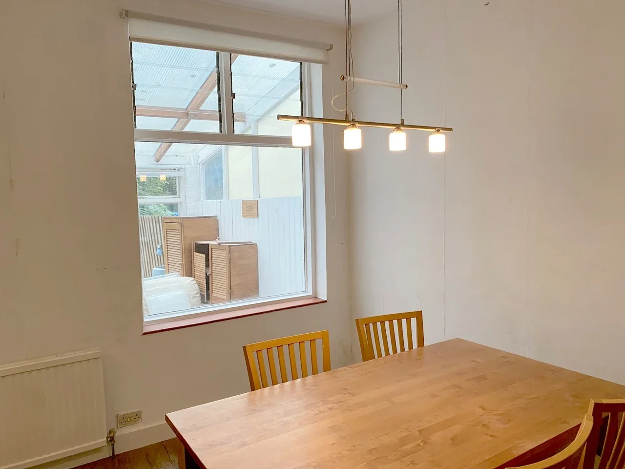 Room Haldan Road in Greater London