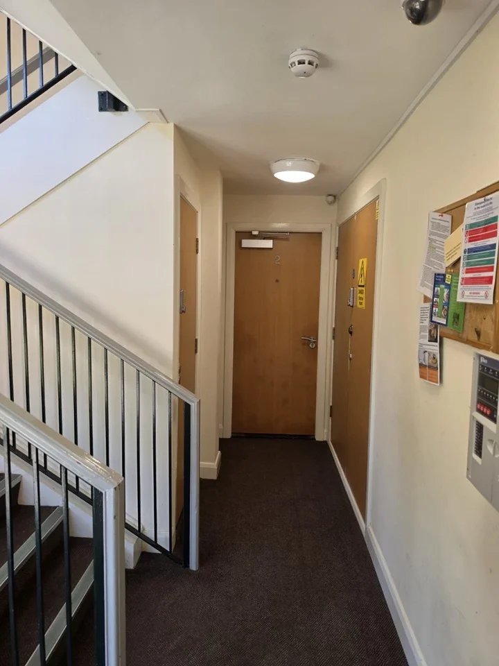 Flat Belvidere Road in Liverpool