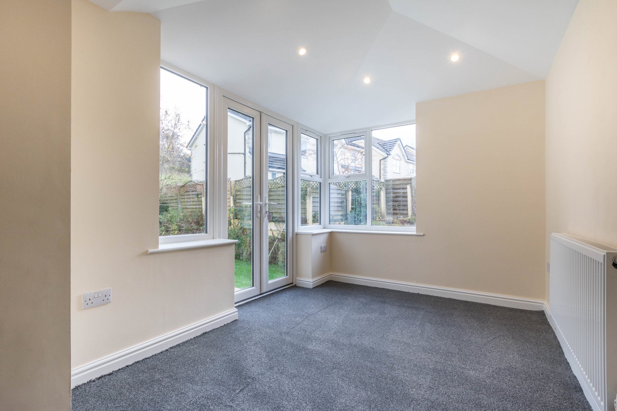 Flat Bluebell Close in Kendal