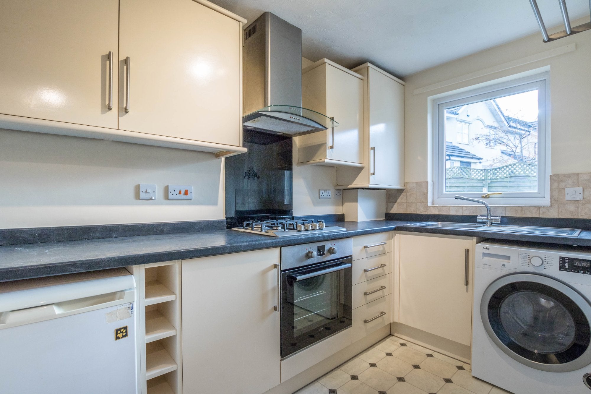 Flat Bluebell Close in Kendal