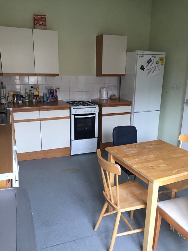 Flat Messina Avenue in Greater London
