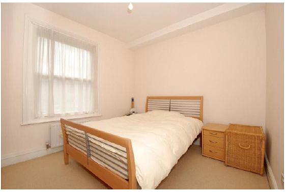 Flat Messina Avenue in Greater London