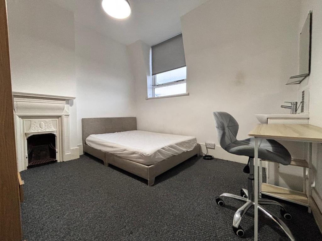 Room Park Street in Southend-on-Sea