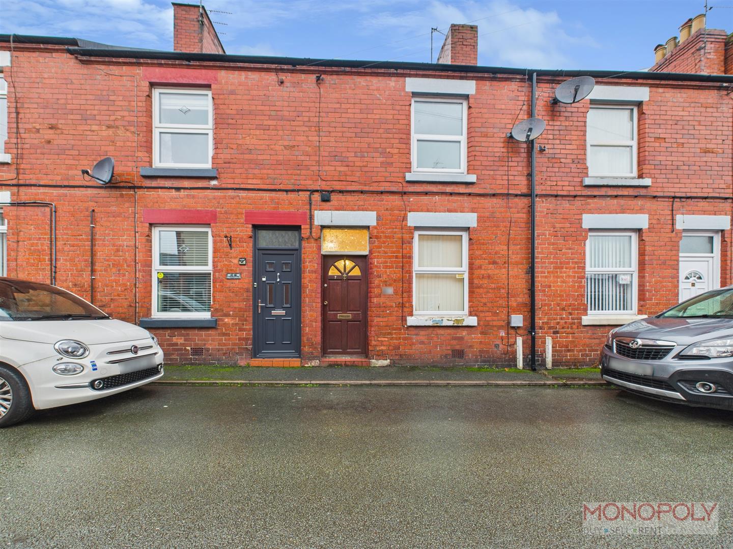 House Queen Street in Ruabon
