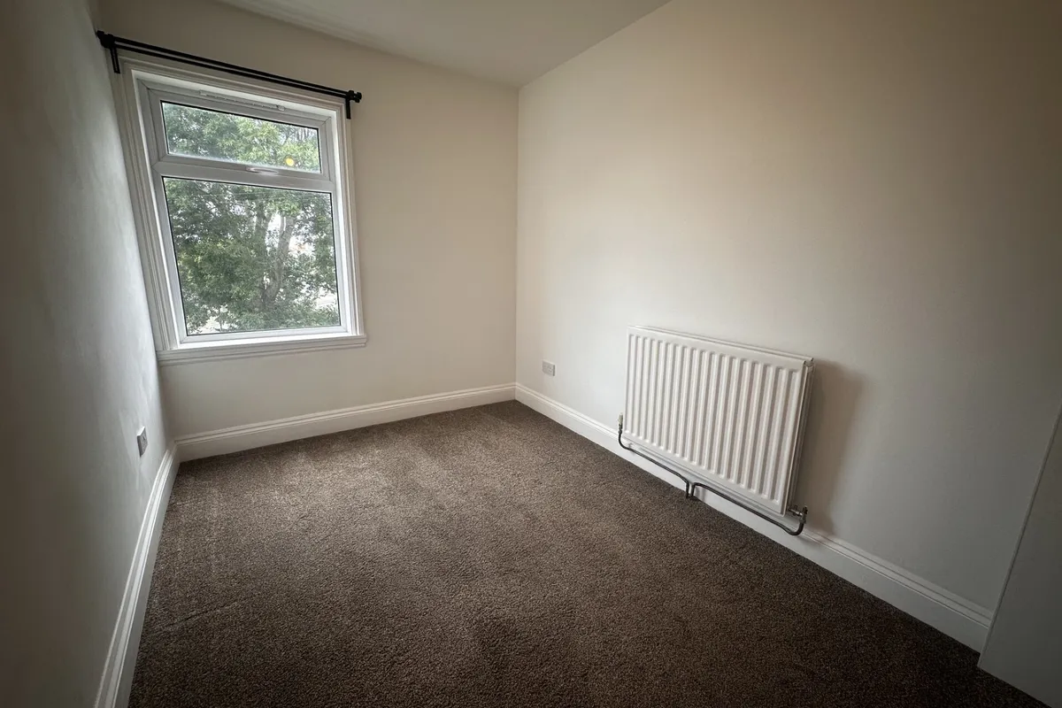 Flat Arcot Street in Penarth