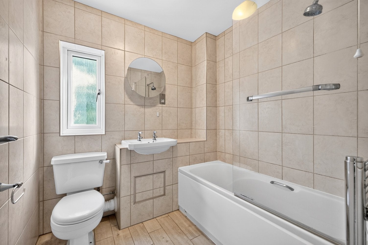 House Abingdon Close in Greater London