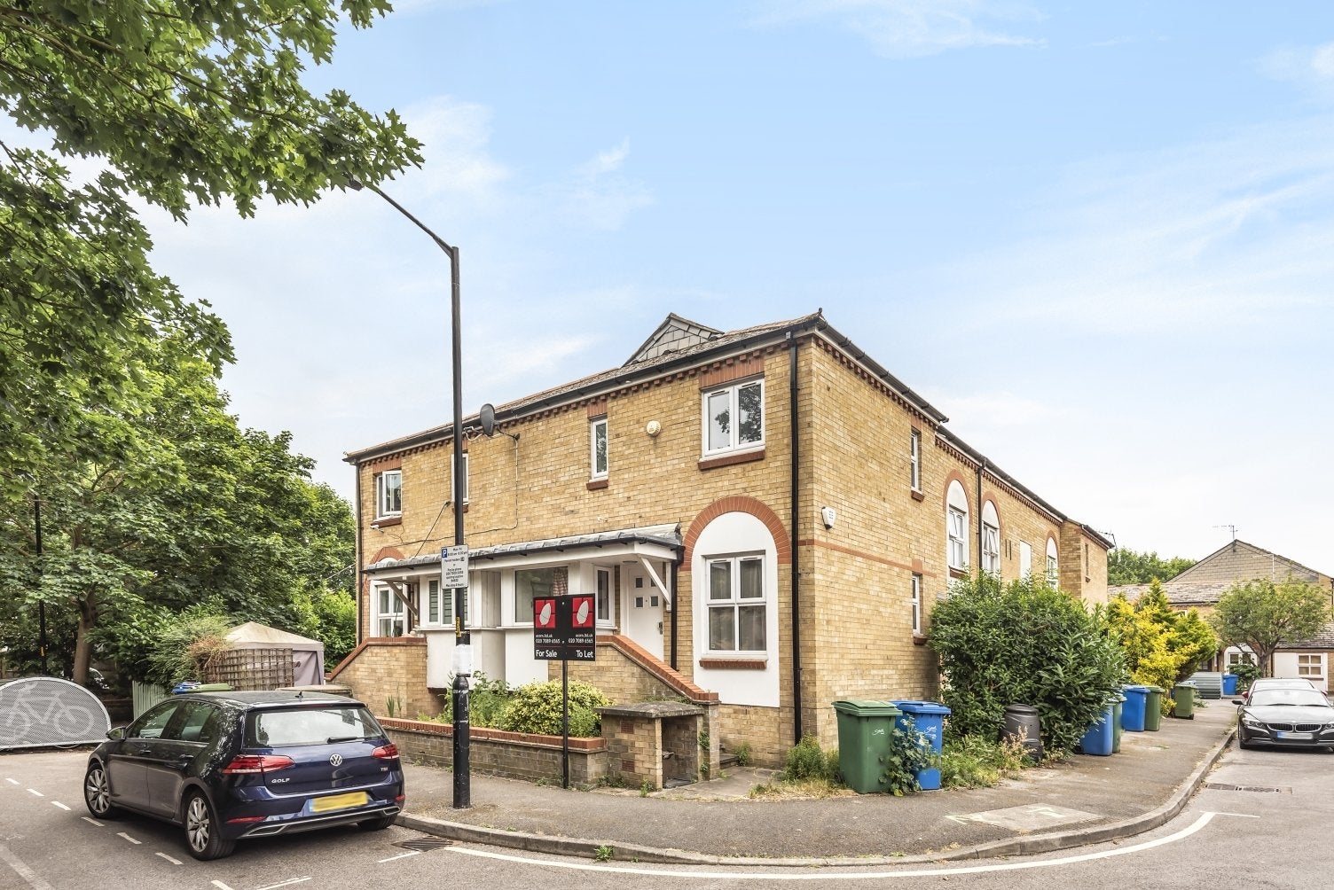 House Abingdon Close in Greater London
