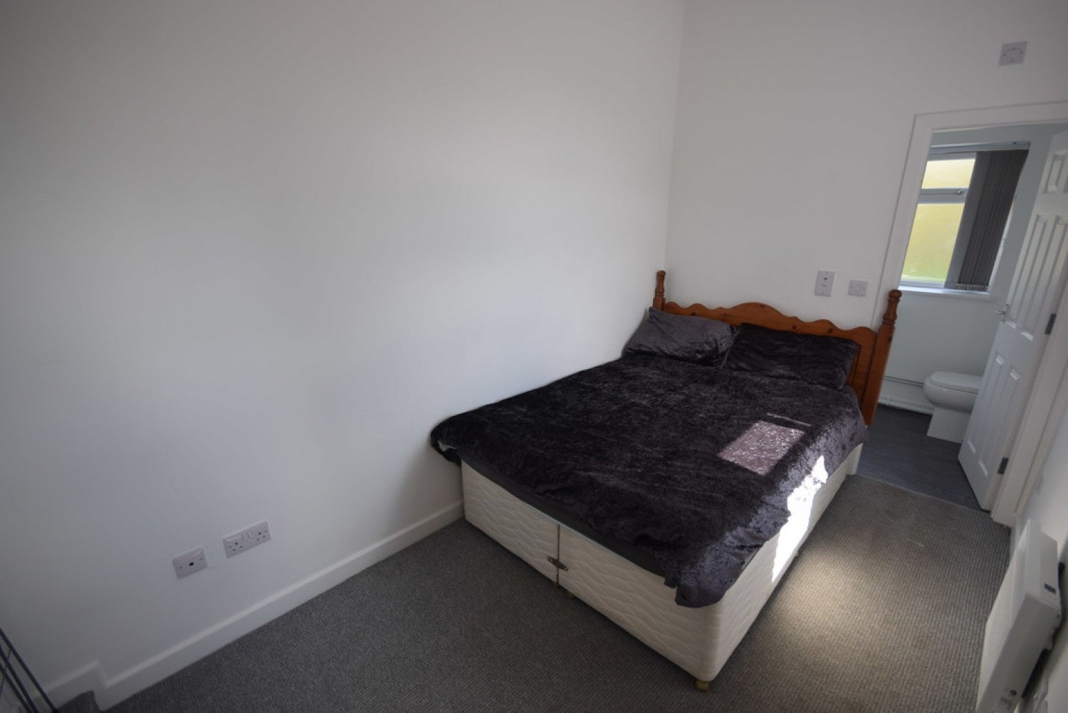 Flat Baddeley Street in Stoke-on-Trent
