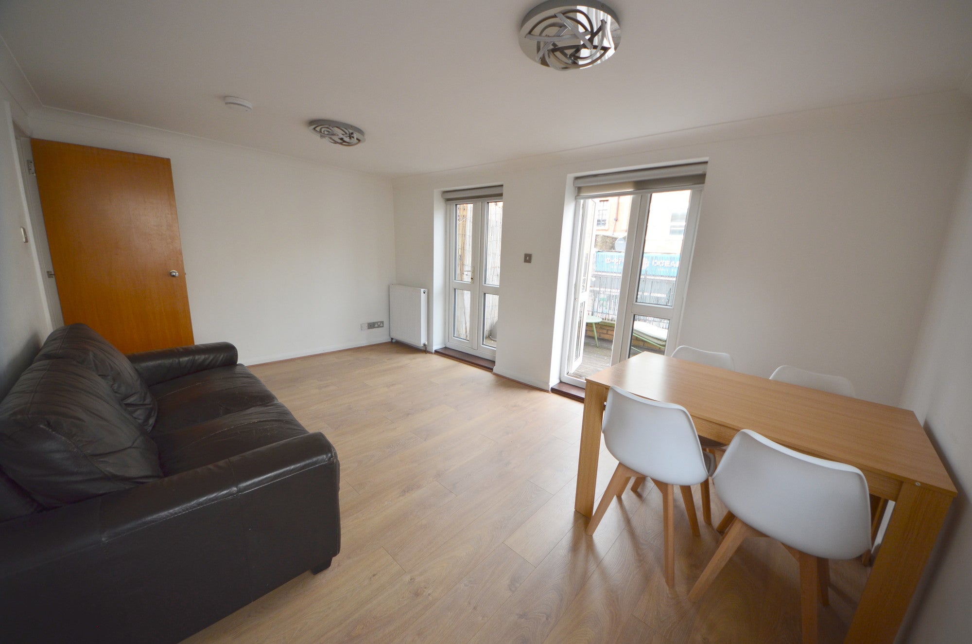 Flat Blackstock Road in Greater London