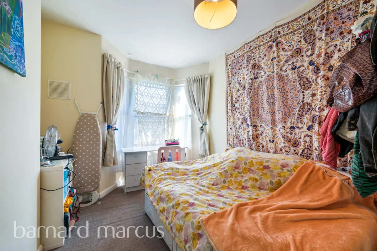 House Hereward Road in Greater London