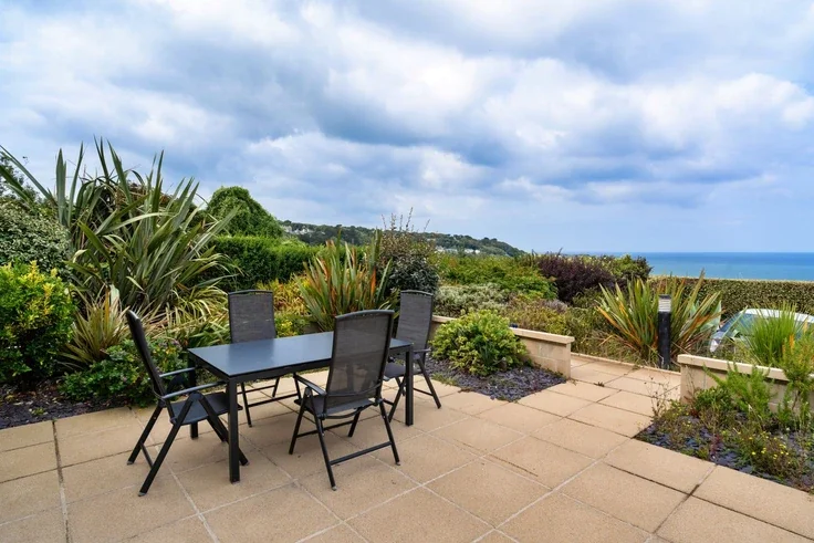 Flat Boskerris Road in St. Ives