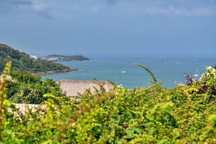 Flat Boskerris Road in St. Ives