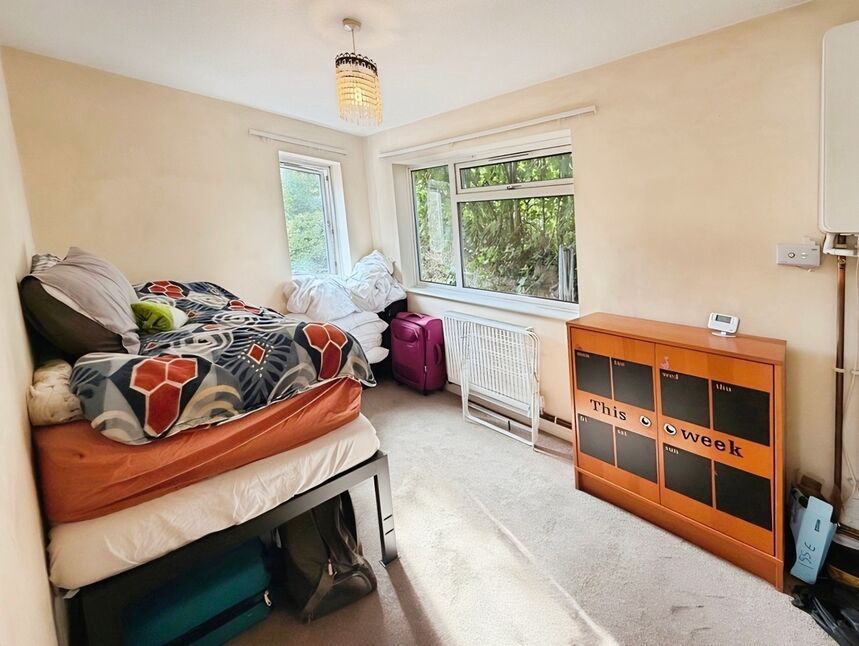 Flat Lyndhurst Court in Hove