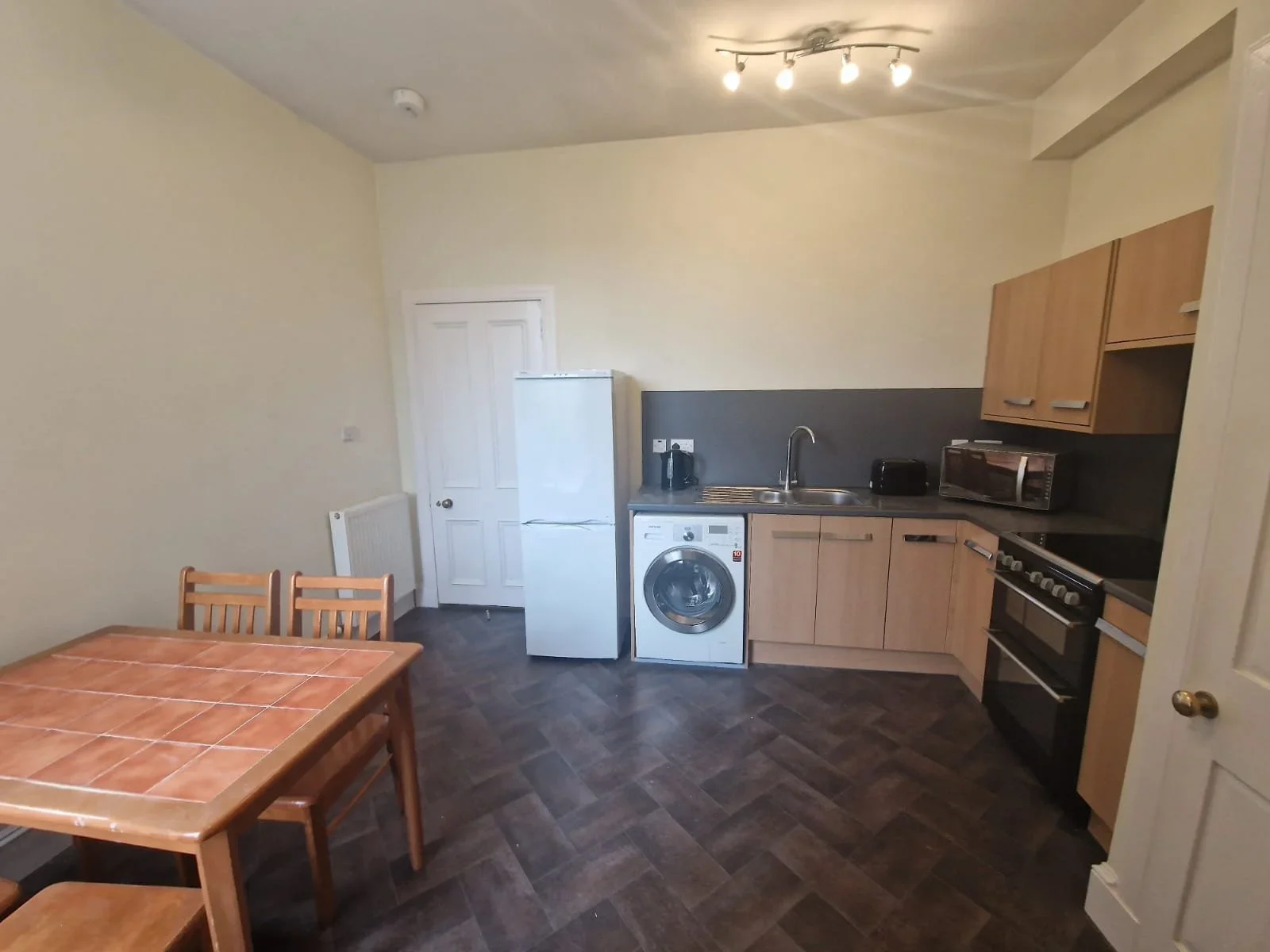 Flat Albyn Terrace in Aberdeen City