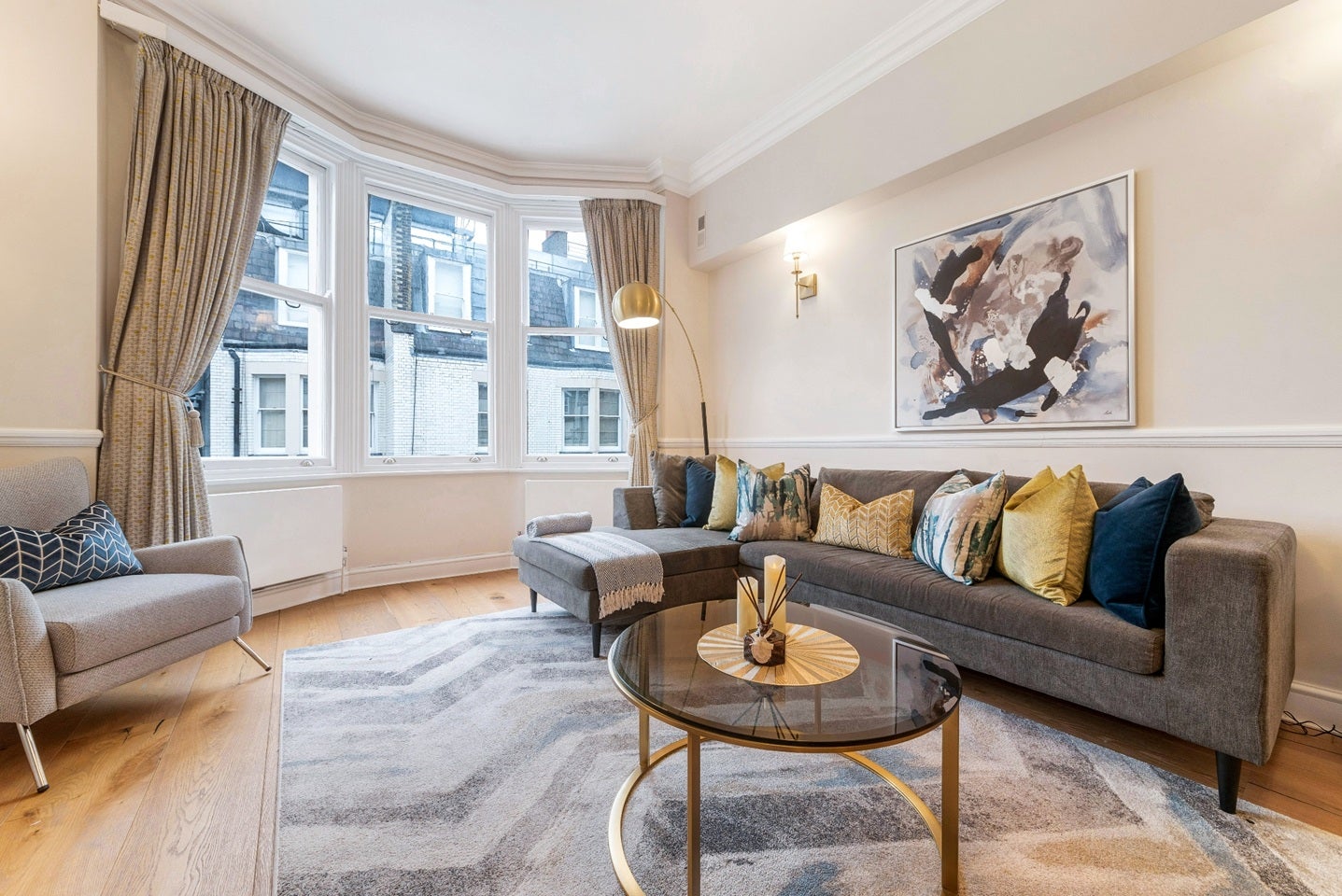 Flat Berkeley Street in City of Westminster