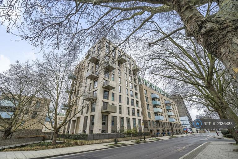 Flat Thurlow Street in Greater London