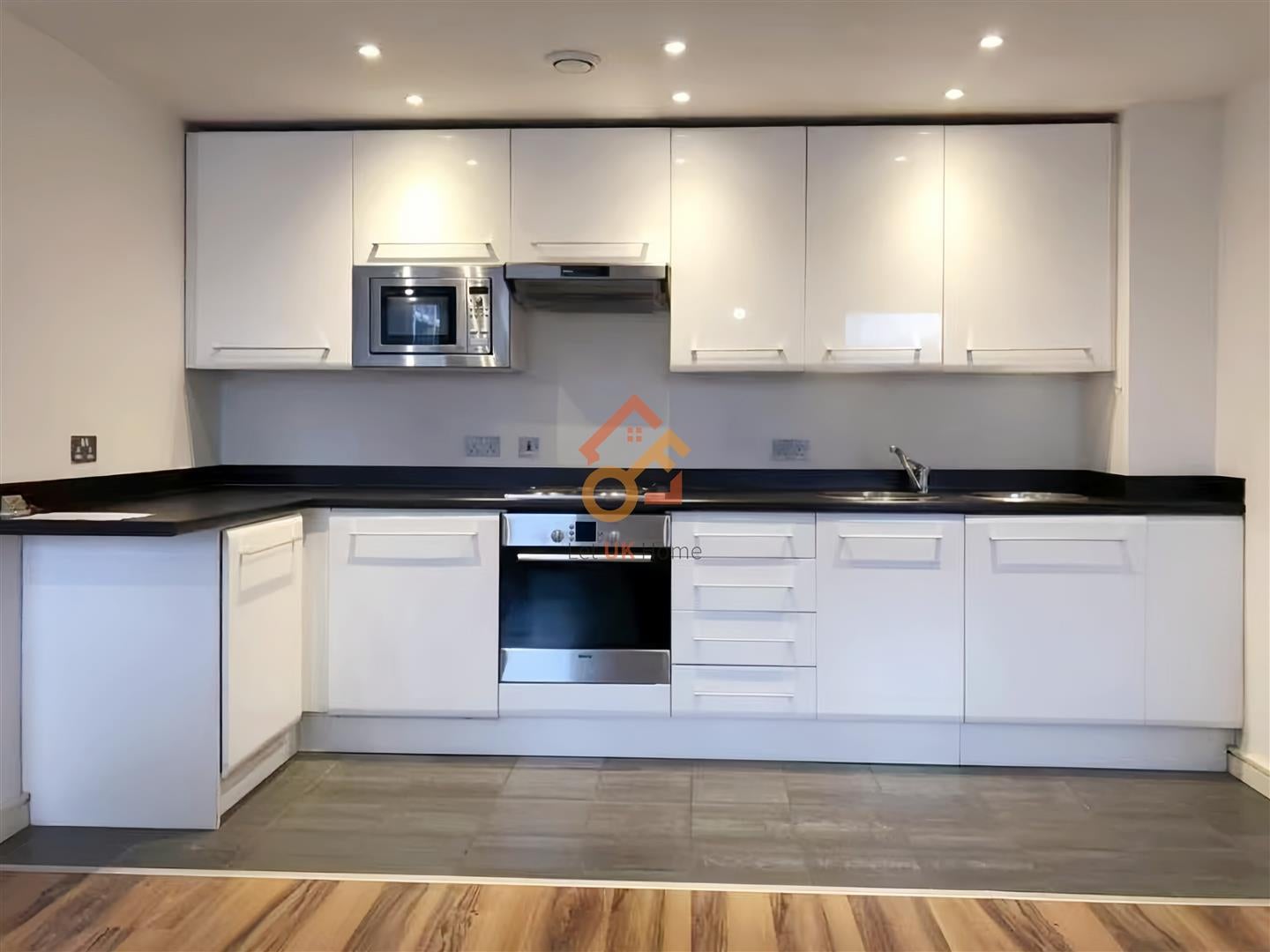 Flat Lower Ormond Street in Manchester