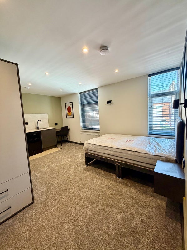 Room Chandos Street in Gedling