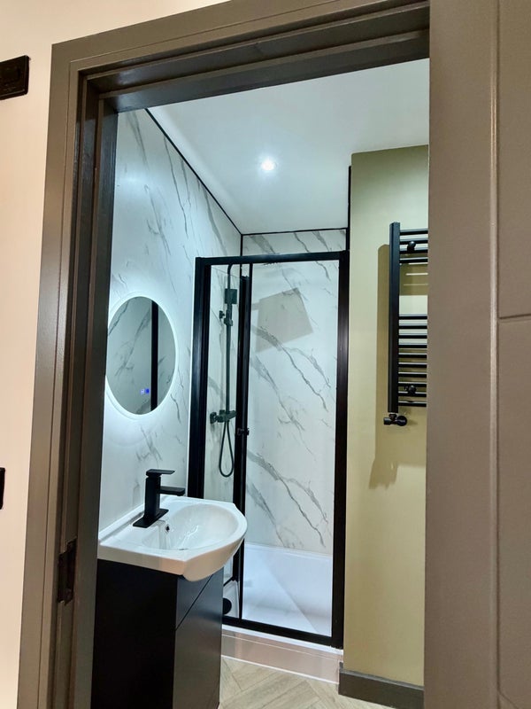 Room Chandos Street in Gedling