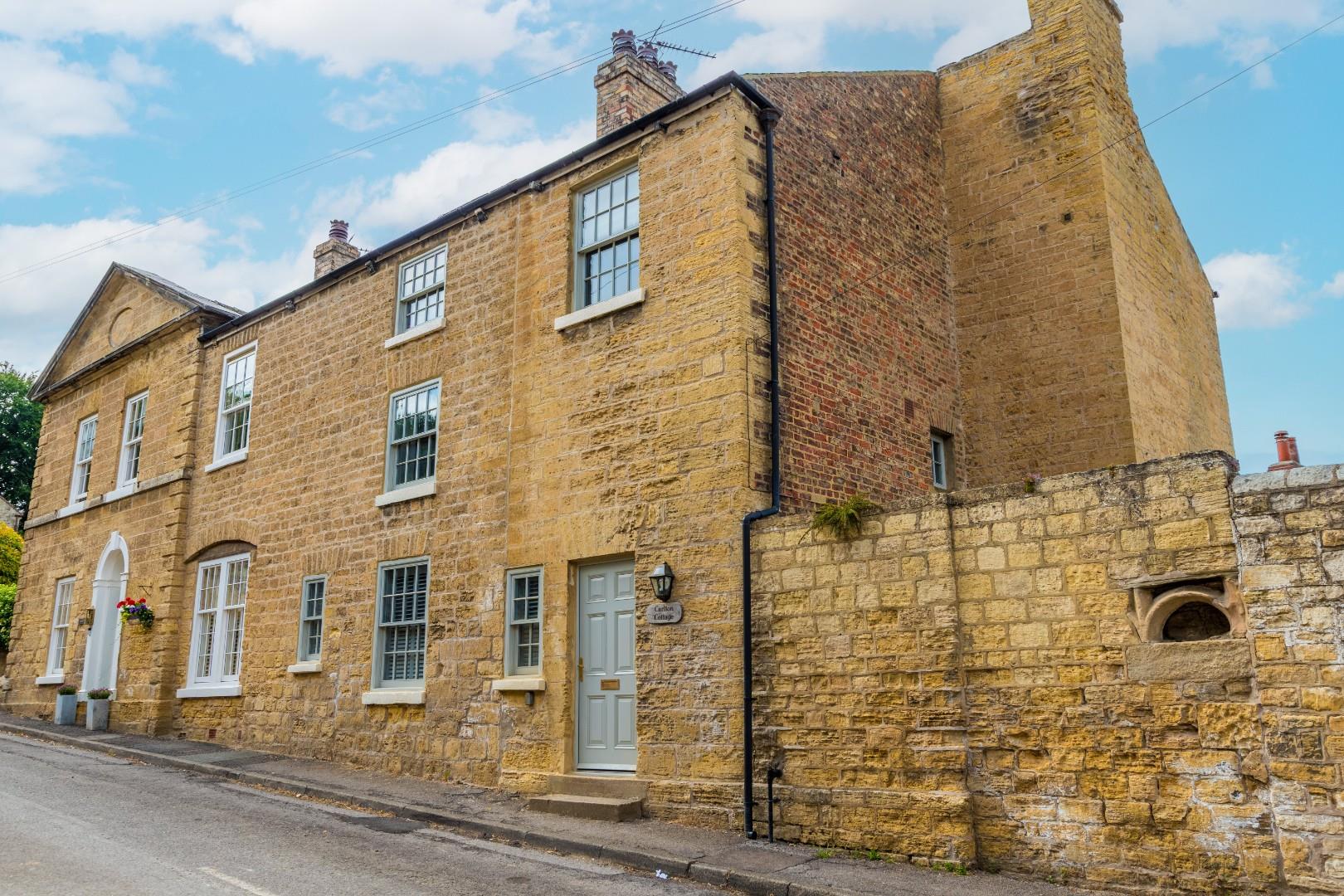 House Tenter Hill in Leeds