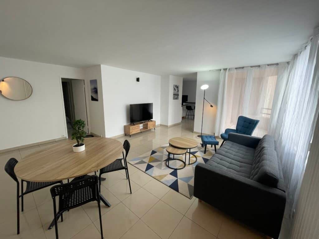 Appartement Place des Aubépines à Champs-sur-Marne