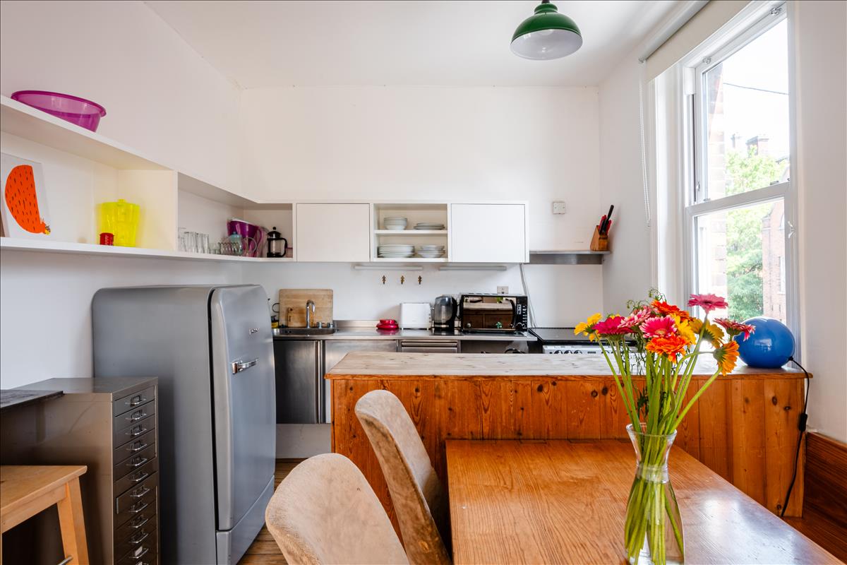 Flat Marchmont Street in Greater London