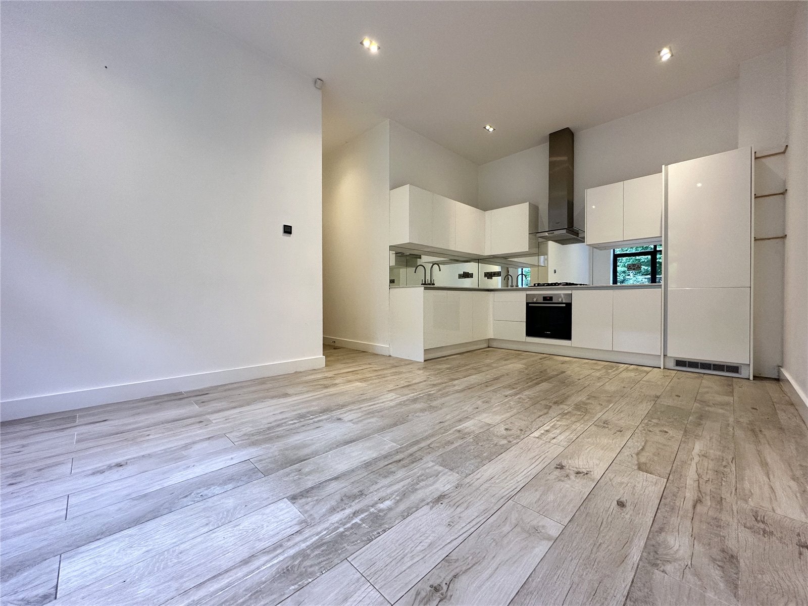 Flat Allerton Park in Leeds