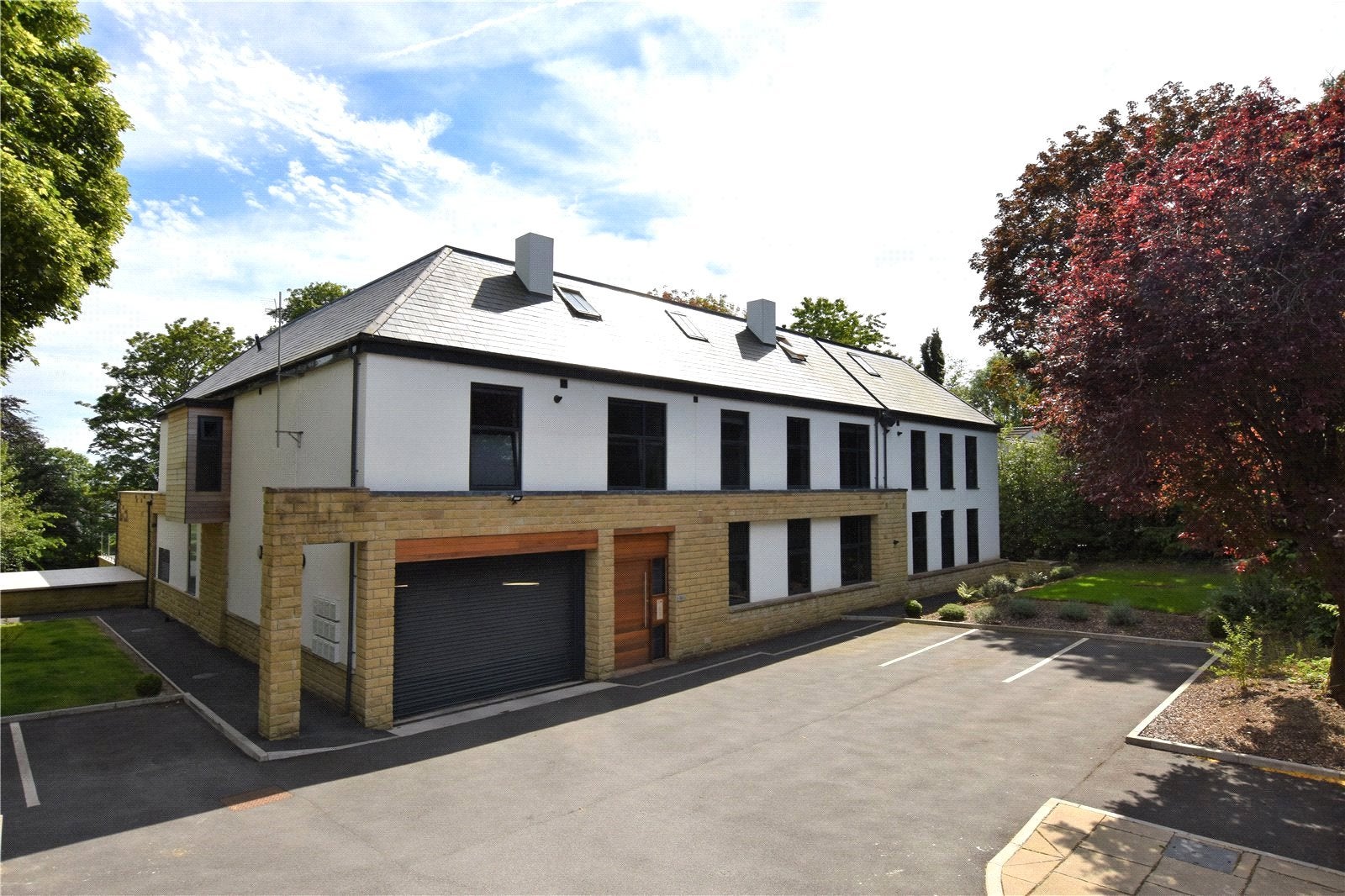 Flat Allerton Park in Leeds
