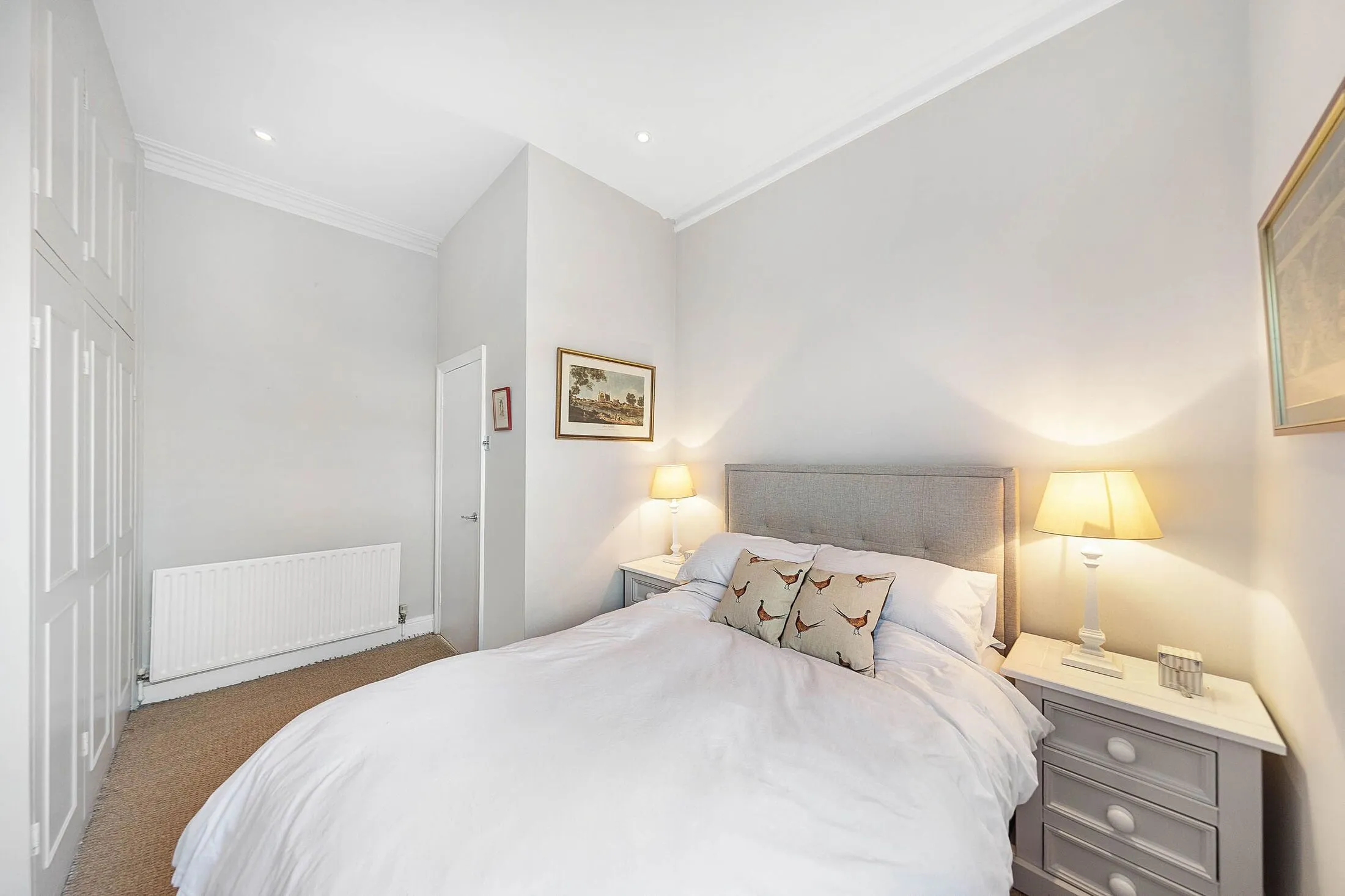 Flat Battersea Park Road in Greater London