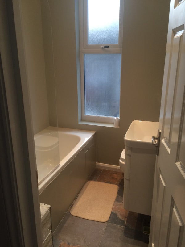 Room Bedford Road in Greater London