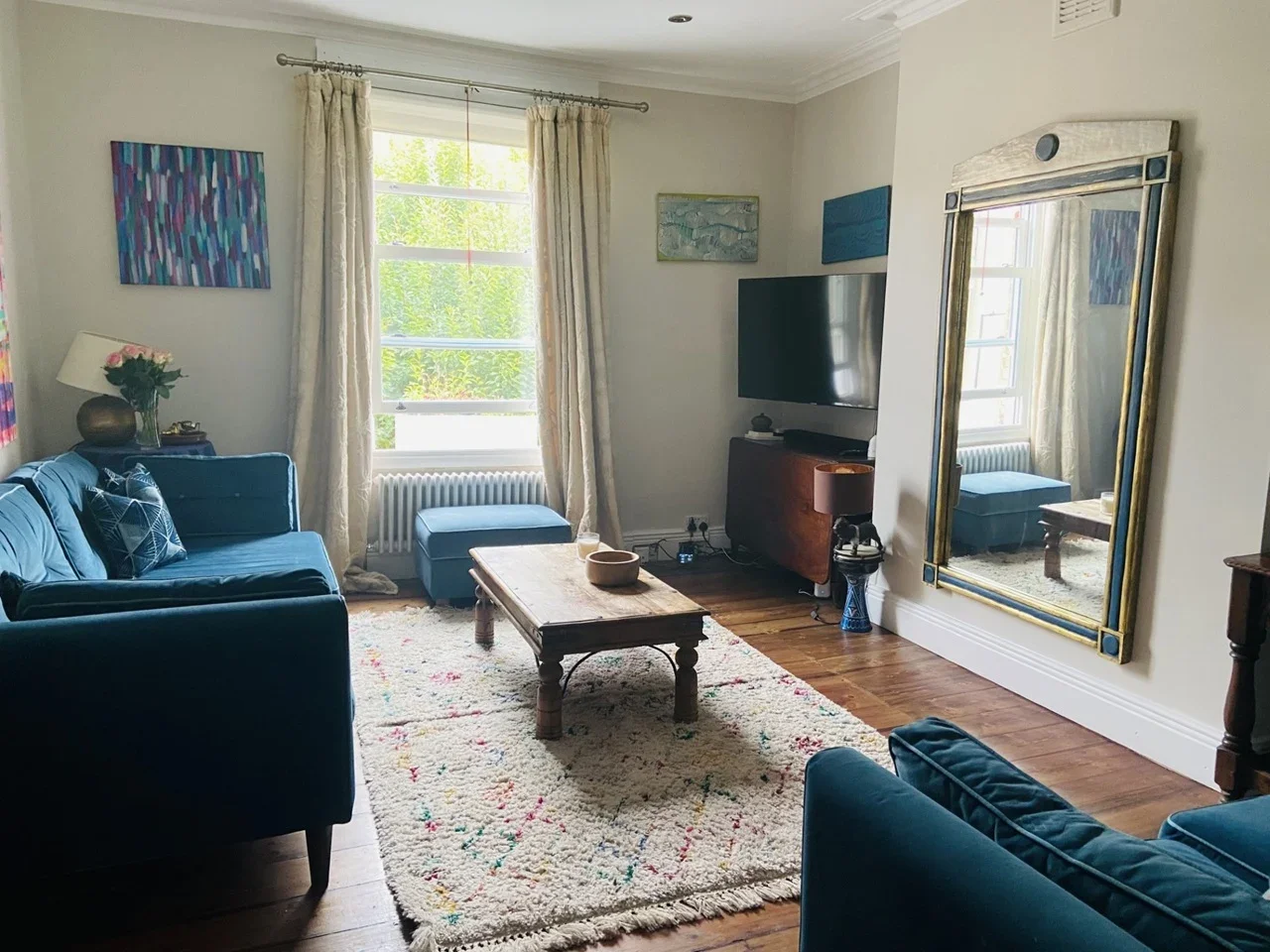 Flat Brownswood Road in Greater London