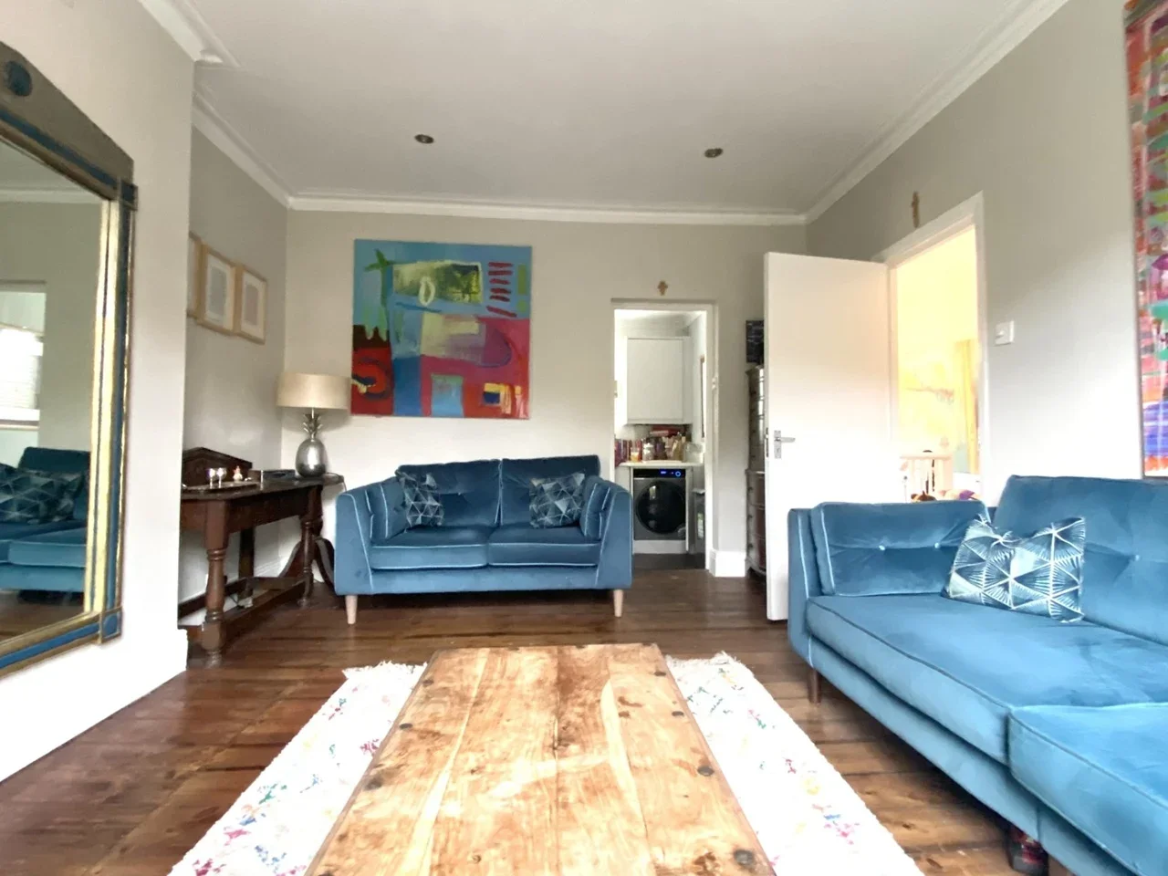 Flat Brownswood Road in Greater London