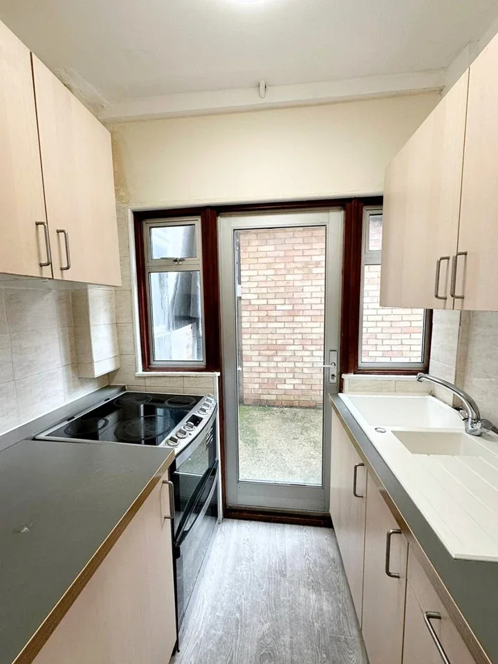 Room Boundaries Road in Greater London