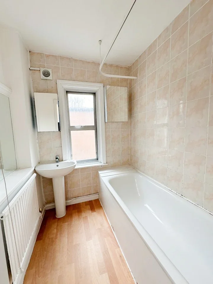 Room Boundaries Road in Greater London